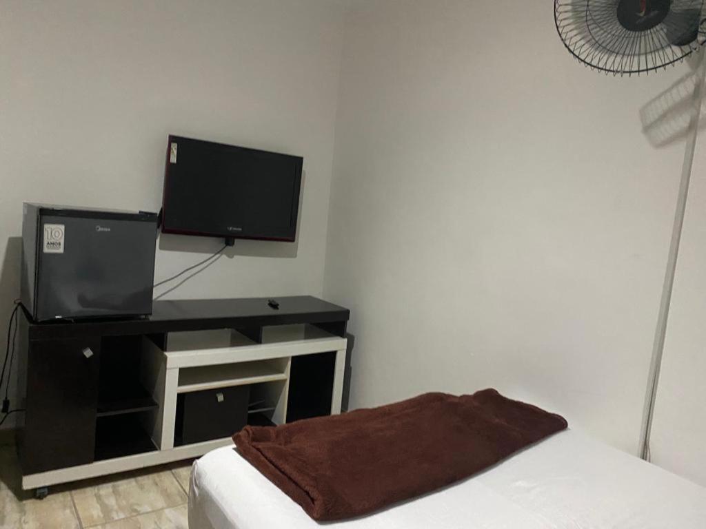 Casa De Mae Aconchegante Com Piscina Proximo A 公寓